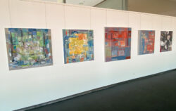Ausstellungsansicht Zeit ist zeit von Friederike Schwab in der Galerie am Flughafen Graz