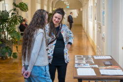 Eröffnung out of sight out of mind Alena Zhandarova und Lena Rosa Händle in der Fotogalerie im Grazer Rathaus