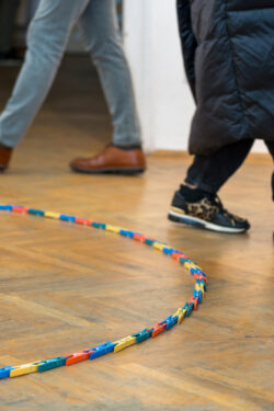 Ausstellungseröffnung Galaxienumarmung im Zentrum von Mirko Maric