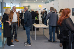 Ausstellungseröffnung ARRIVAL AND DEPARTURE Fotoklub Maribor in der Galerie am Flughafen Graz