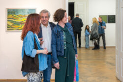 Ausstellung in der Galerie Centrum: Magdalena Herzog, Theresa Obermayer und Bruno Richard zeigen unter Images à Trois ihre Werke