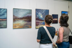 Eröffnung der Ausstellung Begegnungszone von Claudia Schützinger-Hercog in der Galerie am Flughafen Graz