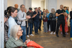Eröffnung Galerie Centrum Wir zerschneiden die Geschichte Collagen von Julia Cimafiejeva | Klaus-Dieter Hartl | Nicole Wogg